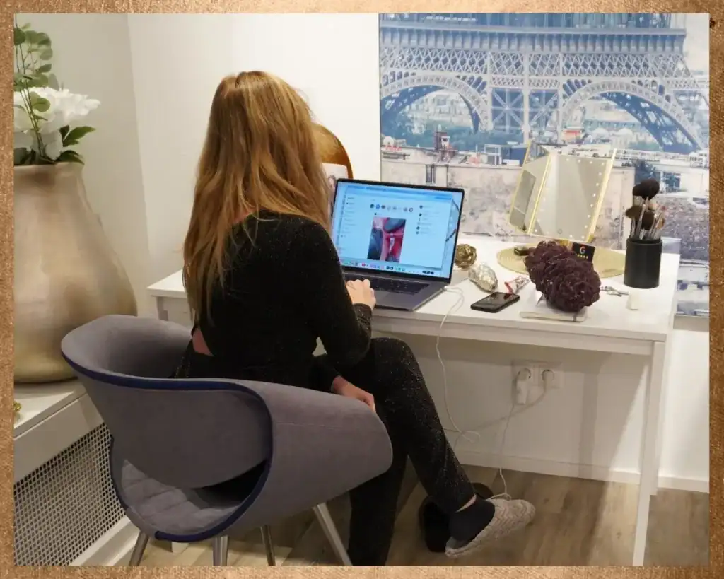 Content Marketing Köln - Nadi Beckmann arbeitet remote als Content Strategin